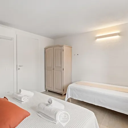Nyaraló Estay - Domus Bellighedda
